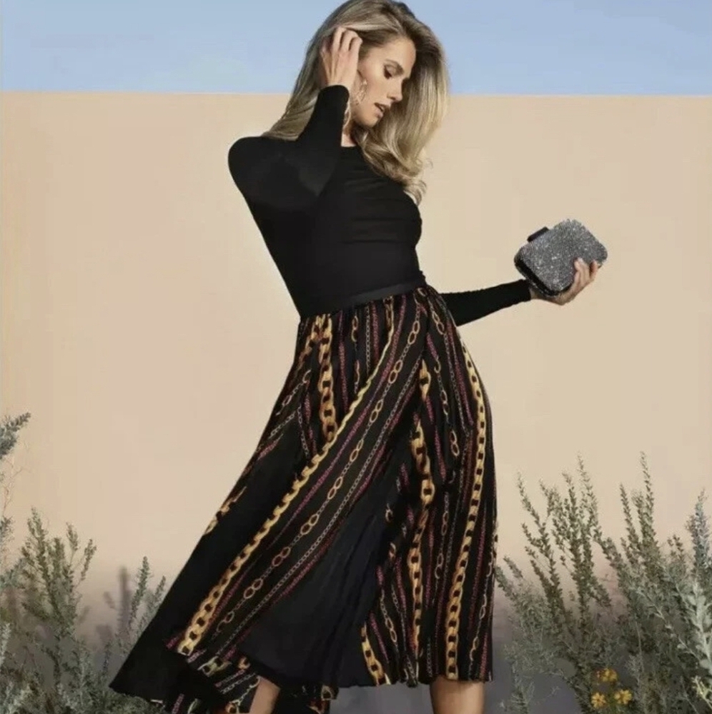 Guess by Marciano Gold Chain Print Skirt Women's Size Small